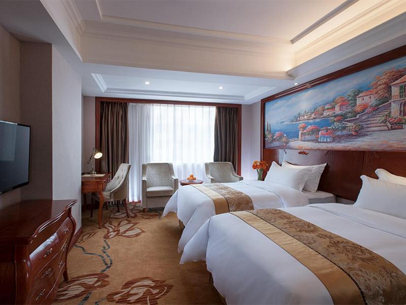 Vienna International Hotel Shaoguan Fengcailou Екстер'єр фото